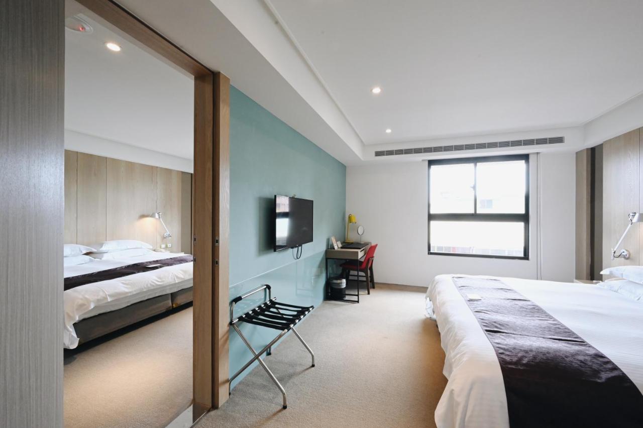 Gogo Hotel Taichung Exterior photo